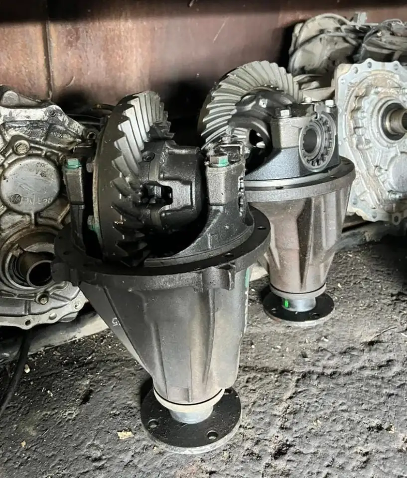 Редуктор передний 37 на 8 на Nissan Patrol r60., фотография 1