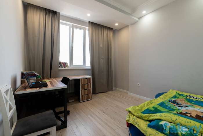 3-комнатная квартира, 97 м², 3/10 этаж, мкр Аксай-4 — проспект Саина уг Улугбека, фотография 7