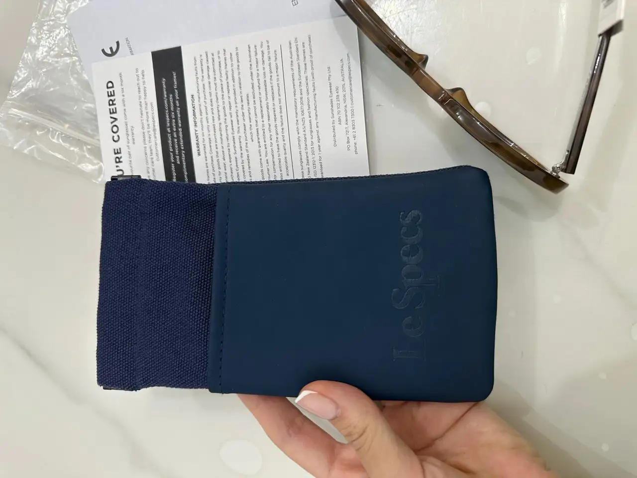 Стильные солнцезащитные очки, фотография 4