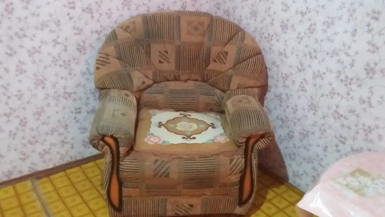 Диван и 2 кресла, фотография 3