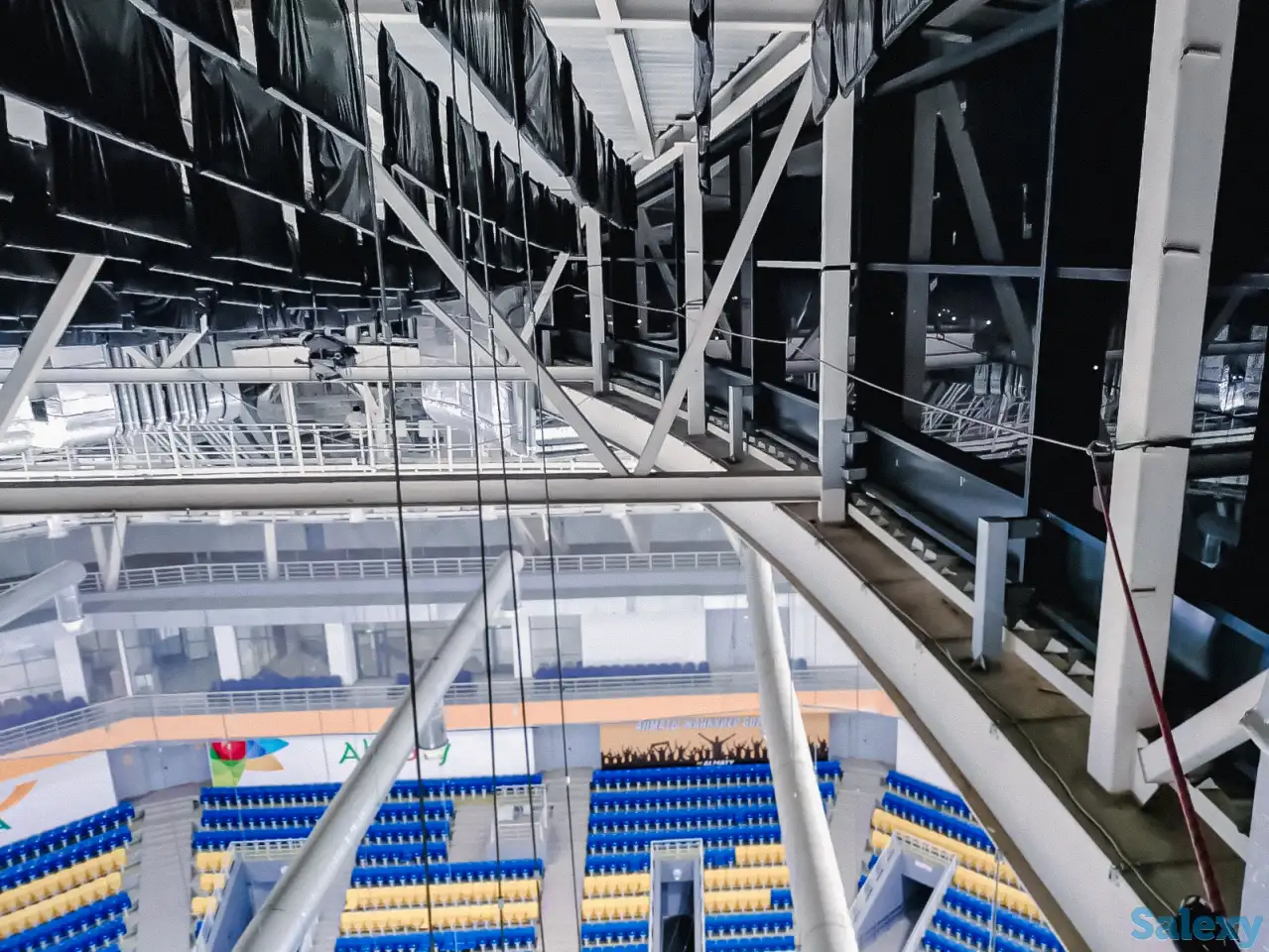 Монтаж сценических лебедок / Установка подвесного оборудования / Высотные работы / Промышленный альпинизм / Альпинисты, фотография 4