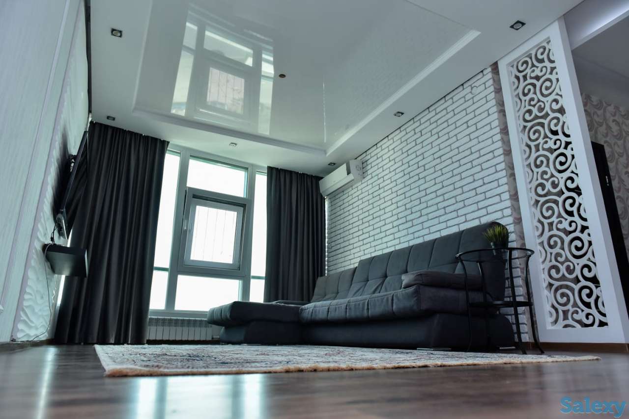 Уютная 2комнатная квартира с панорамным видом на город, фотография 1