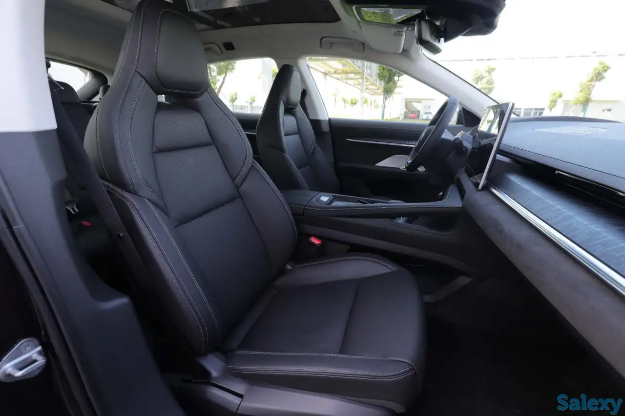 Электроавтомобиль ZEEKR 001, фотография 2