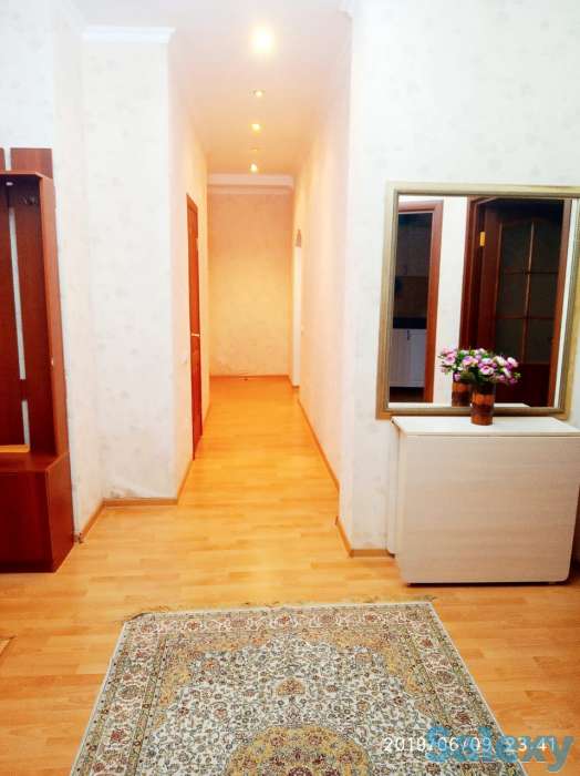 Посуточно 2 ая квартира  левый берег, Кунаева 12/2, фотография 4