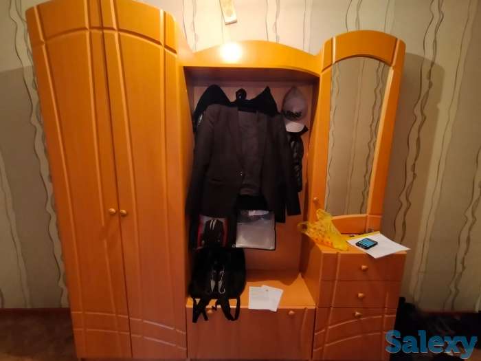 шкаф для прихожей, фотография 1