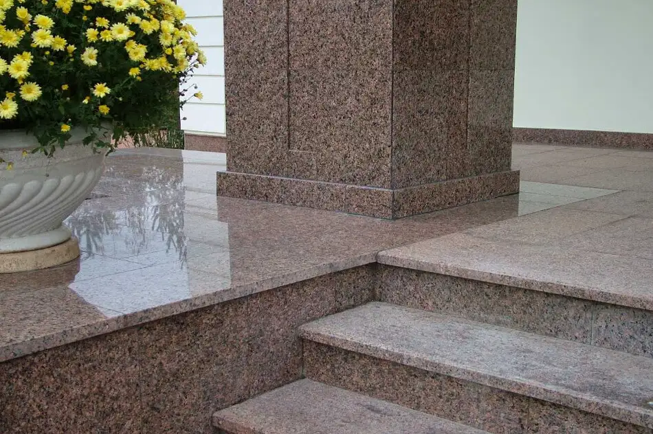 Гранитная фасадная плитка, облицовочный камень, фотография 7