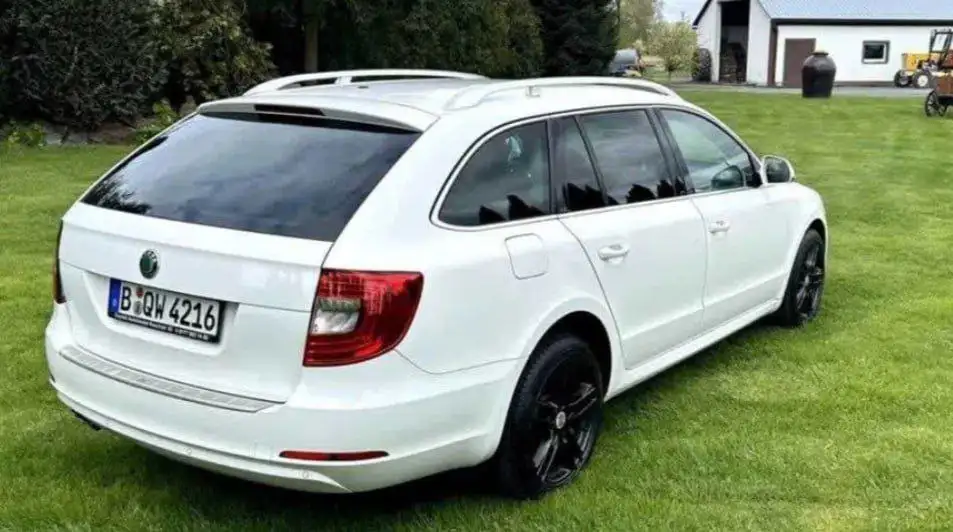 Skoda Superb, фотография 3