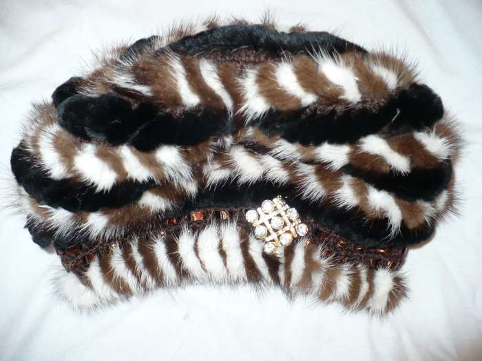 Шуба норковая, берет норковый, сумочка с норковой отделкой, фотография 4