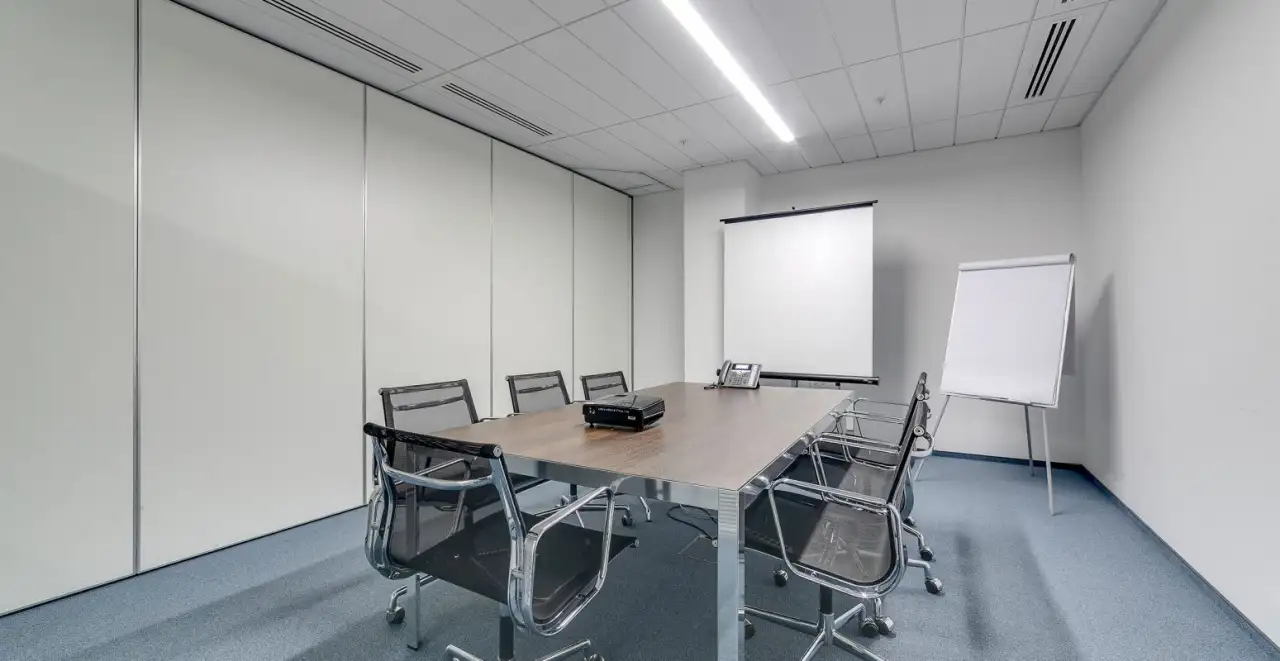 Сдам ПОМЕЩЕНИЯ 7,13,20,35м на Правом!  по 6-10тыс.м с ремонтом., фотография 8