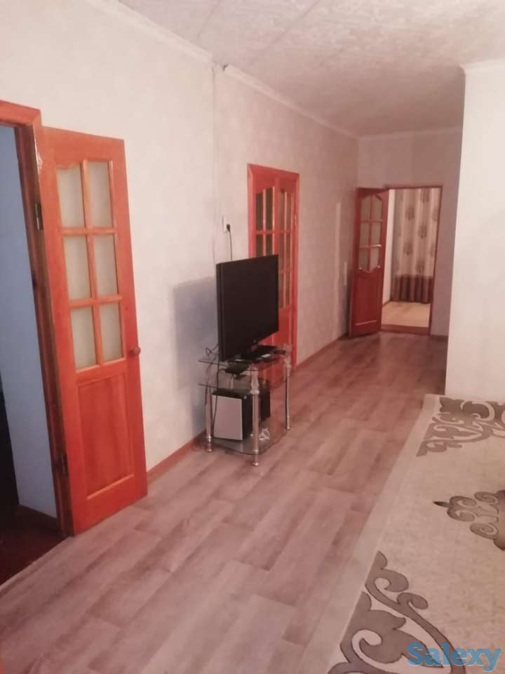 Дом большой уютный, рядом базар, кафе Тайм-Аут, фотография 2