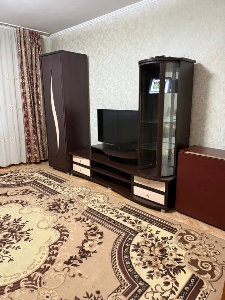 Сдам 4х комн. квартиру на длительный срок, Байтурсынова 37 кв.60, фотография 3