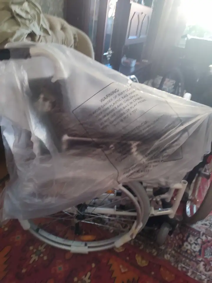 Продам инвалидную коляску, фотография 2