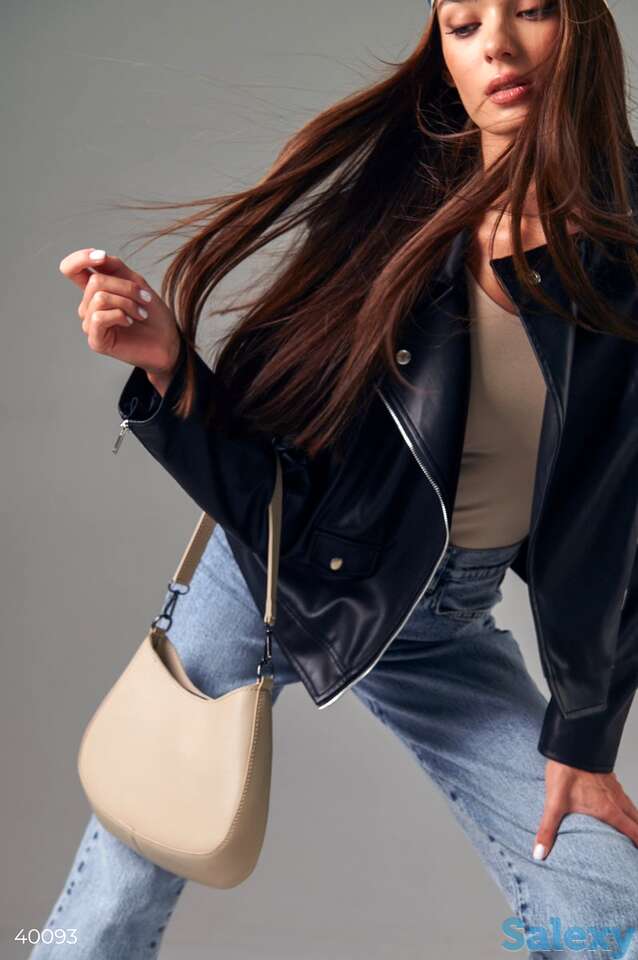 Маленькая бежевая сумка, фотография 1