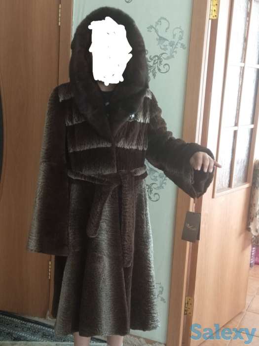 Новая шуба, стриженый бобрик, большой капюшон из норки, фотография 2