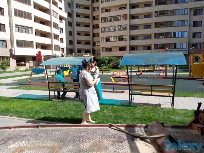 Скамейки  с навесом, фотография 1