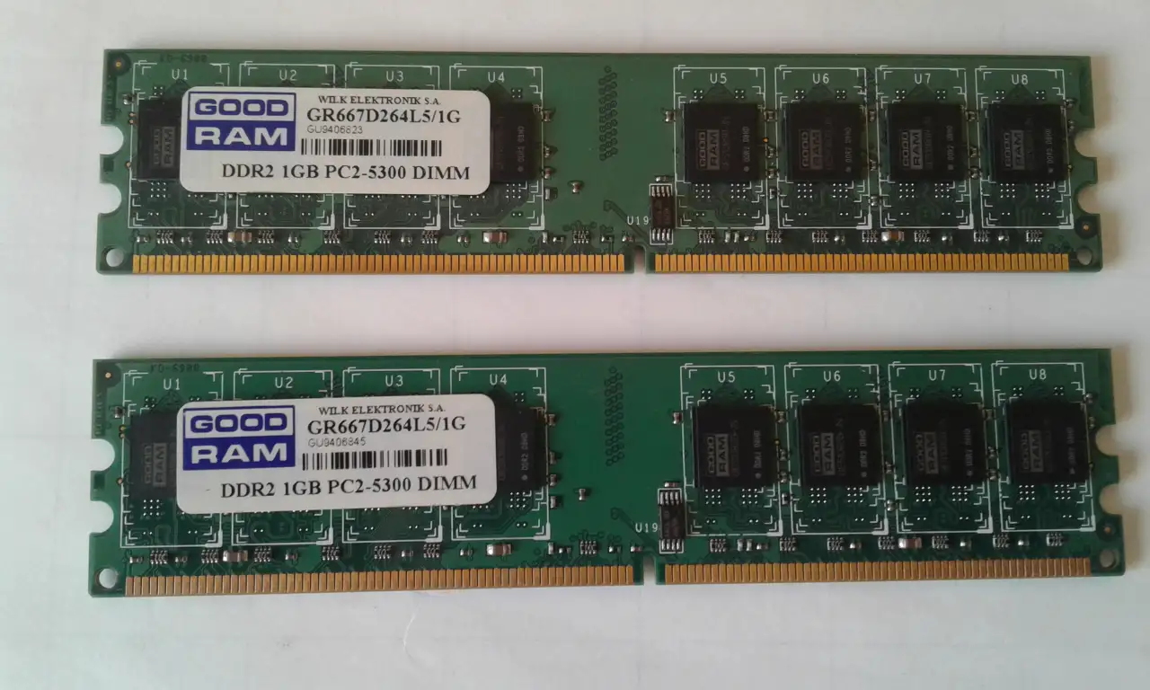 Оперативная память DDR2 1Gb 2 шт., фотография 1