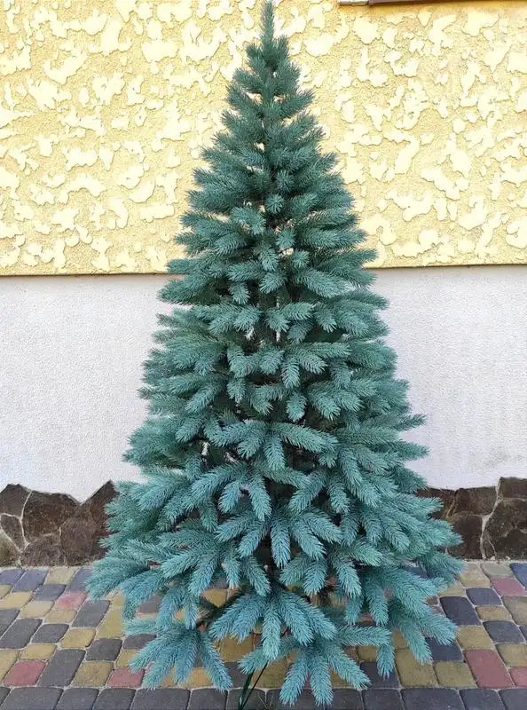 Новогодняя елка из литых веточек, фотография 1