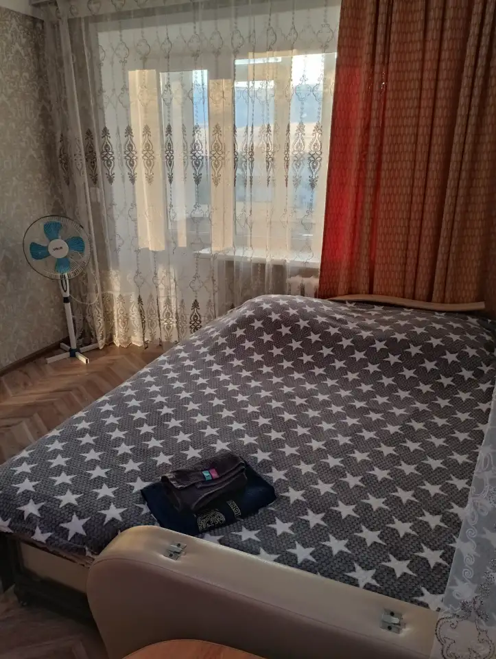 Квартиры посуточно, 1 мкр 6 дом, фотография 2