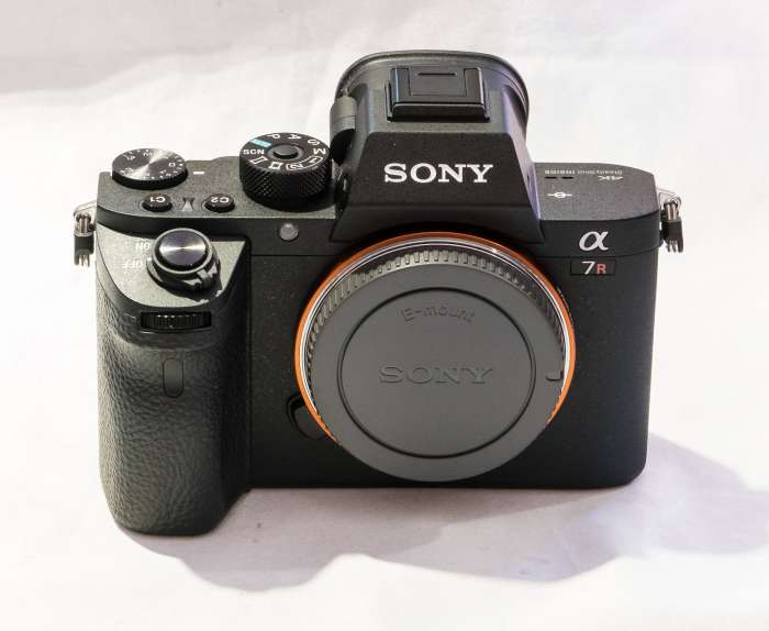 Sony Alpha a7R II беззеркальных цифровых фотокамер (только корпус), фотография 1