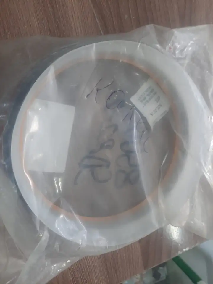 Сальники на бульдозер Shantui, фотография 5