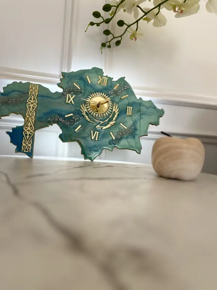 Часы Казахстан, фотография 3