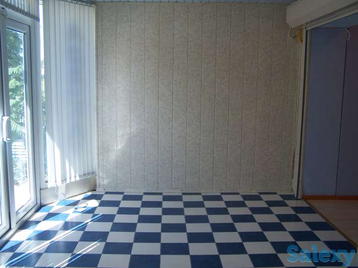 Спешите очень выгодная цена и место!, 6 мкр.  25 дом, фотография 2