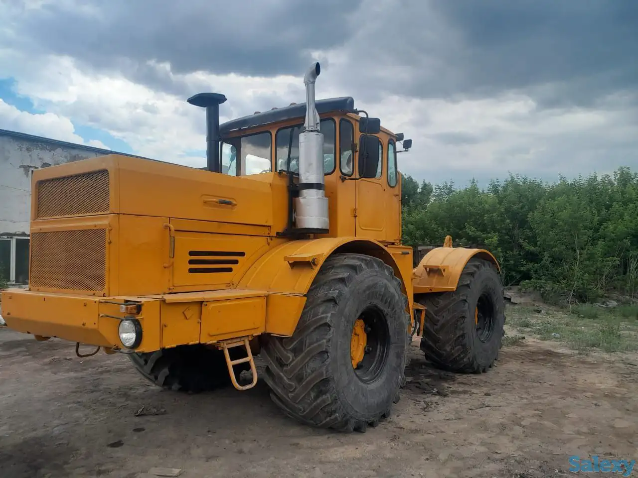 К 700 трактор, фотография 1