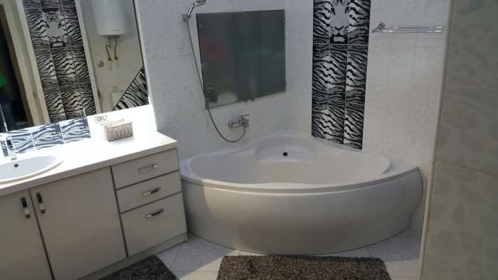 Квартира расположена по адресу Бульвар Мира д.3а, фотография 11