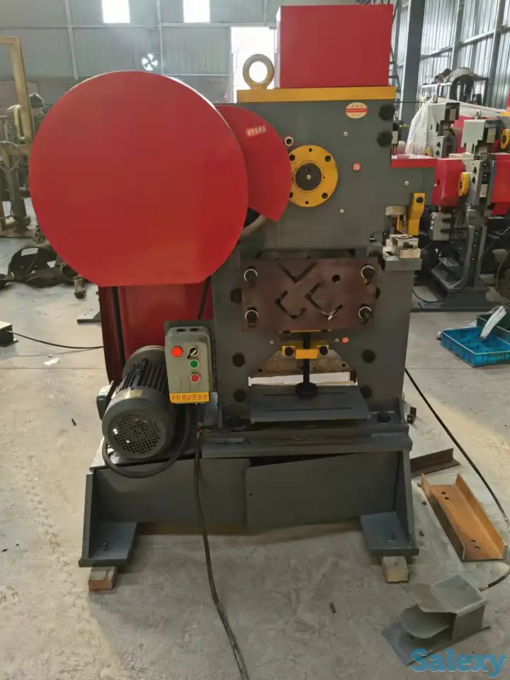 Многофункциональный аппарат для штамповки и резки, фотография 2