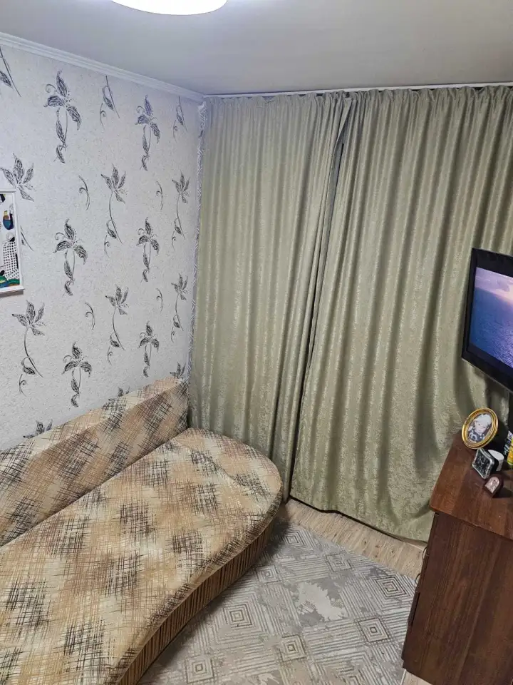 Продам трёхкомнатную квартиру в районе пересечения улиц Джандосова и Яссауи., фотография 6