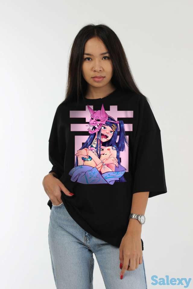 футболка с аниме принтом, фотография 1