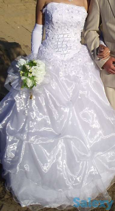 продам свадебное платье, фотография 2