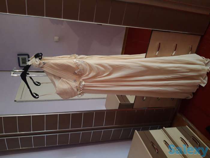 Вечерные платья размером 48, фотография 8