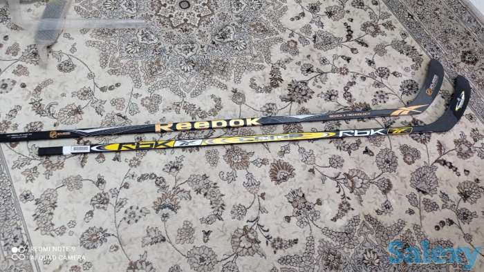 Продам срочно новые хоккейные клюшки и экипировки, фотография 2