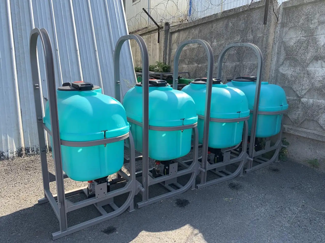 Опрыскиватель усиленный навесной типа OGR 600л-1000л Россия, фотография 8