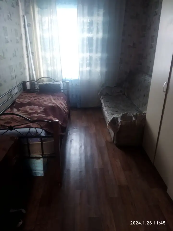 Продать квартиру, Карагандинская микрорайон Горняк дом 137 квартира 9, фотография 1