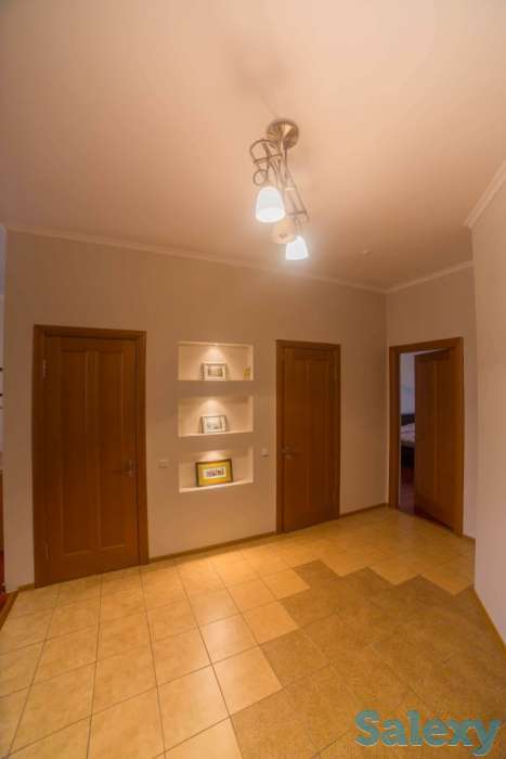 Отличная двушка в центре города, р-н Юго восток, проспект Строителей, фотография 4