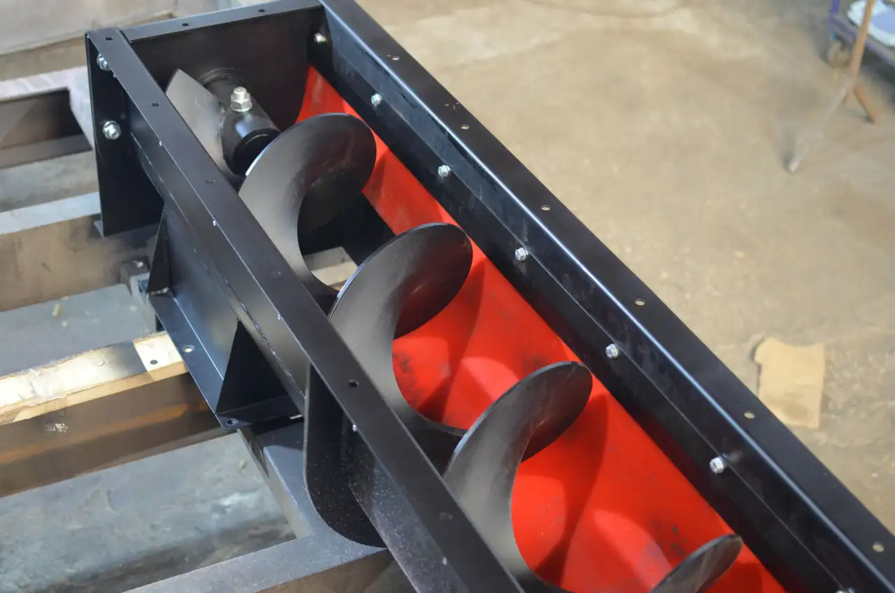 Безосевой шнековый конвейер, фотография 1