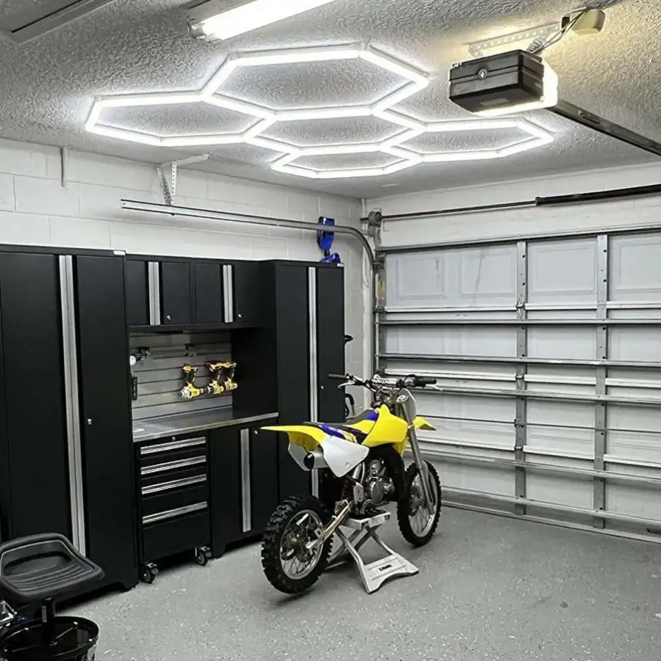 Освещения в виде сот модульное для гаража, фотография 3