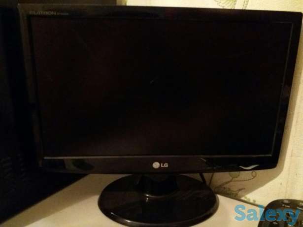 Срочно монитор 19, фотография 1