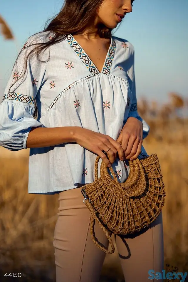 Плетеная бежевая сумка, фотография 1