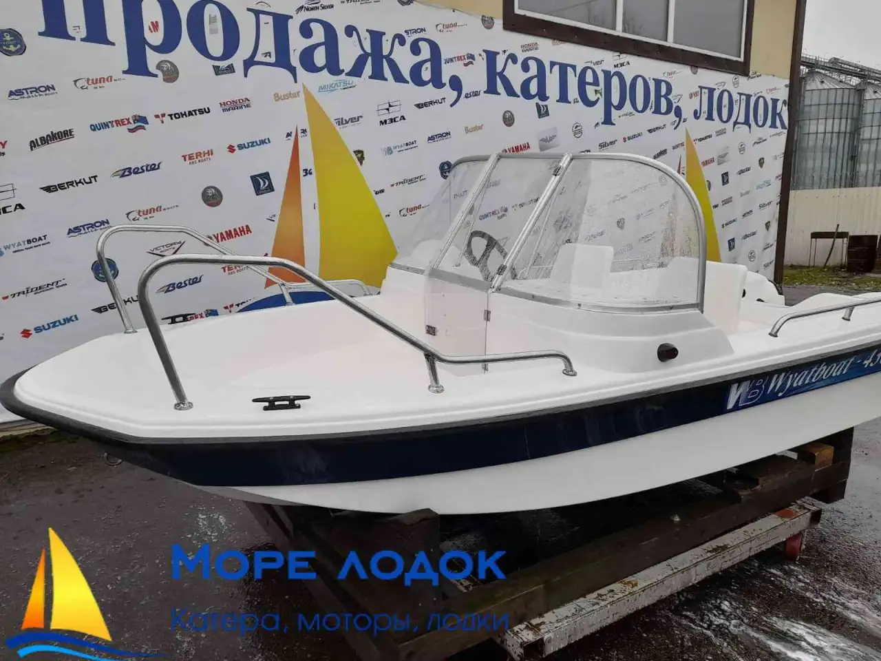 Wyatboat-430 DC тримаран в наличии, фотография 6