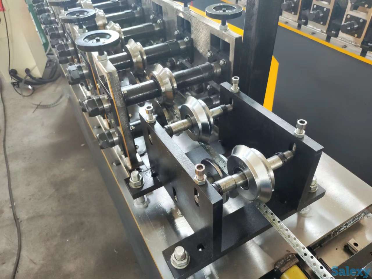 Линия для производства перфорированного профиля, фотография 3