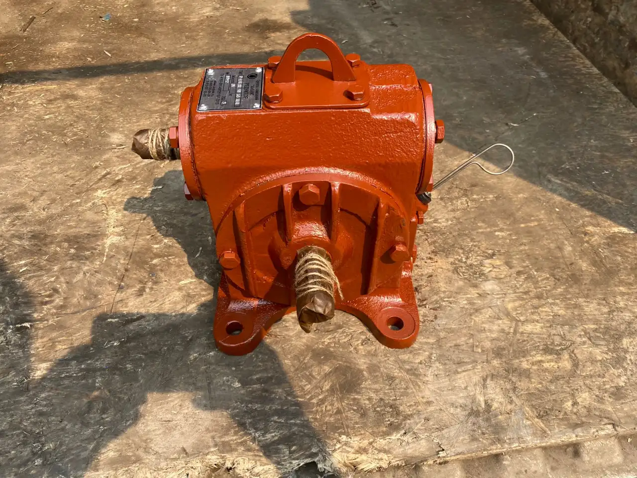 Редукторы, насосы, тормоза, электродвигатели, фотография 10