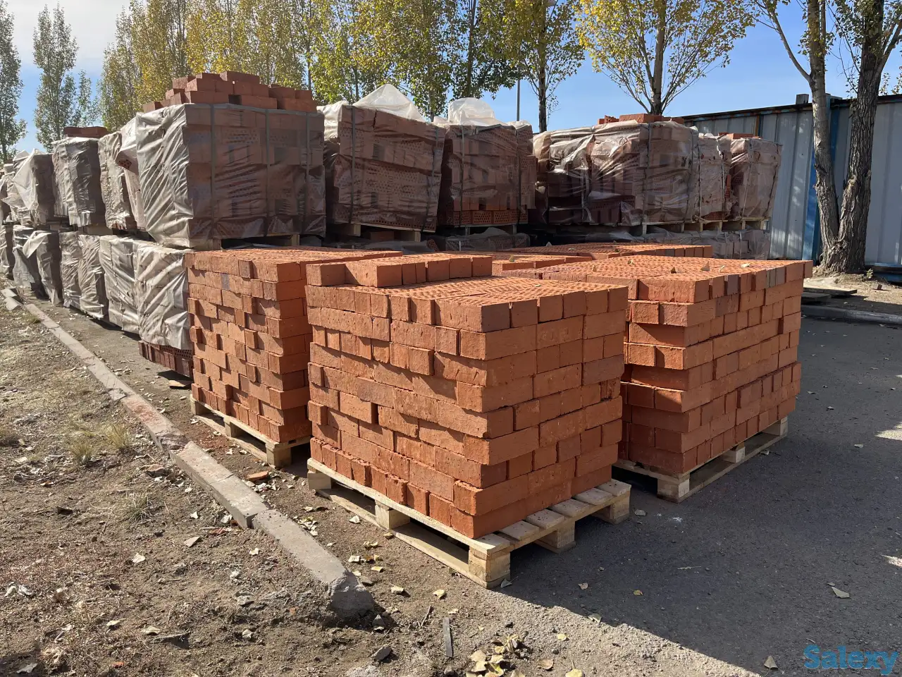 Кирпич в Астане, фотография 2