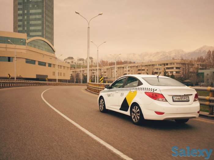 работа в ЯндекТакси, фотография 1