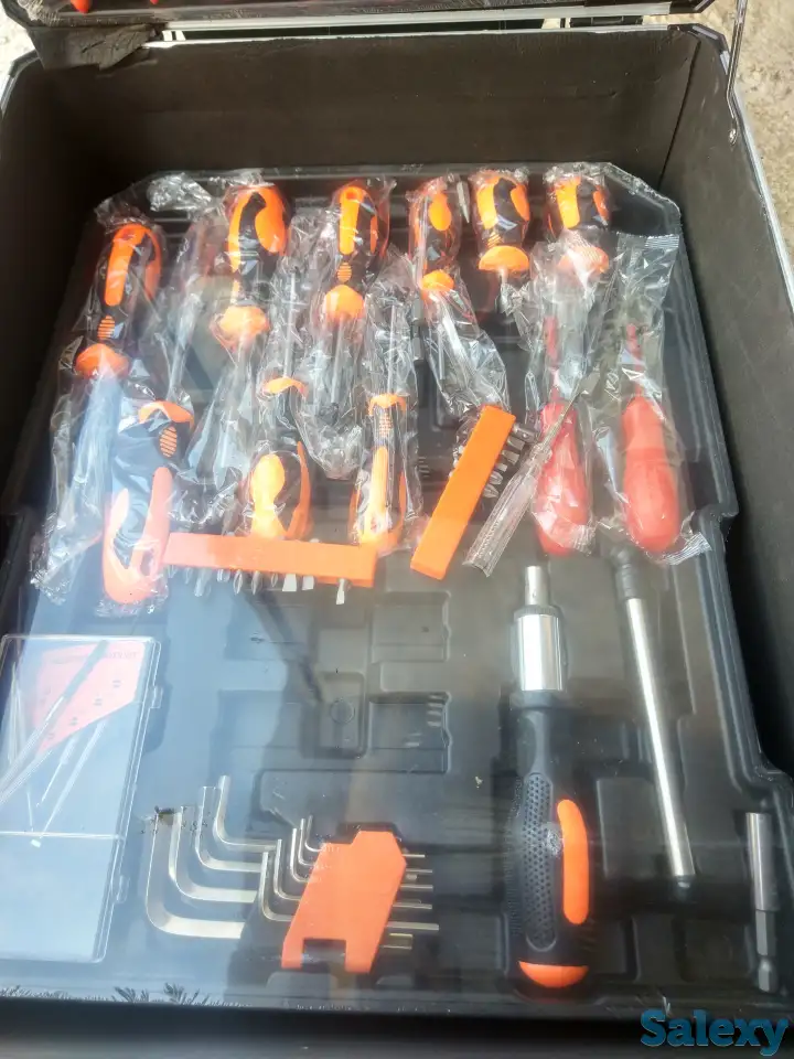 Продаю Набор Инструментов 186 Pcs Чемодан, фотография 7