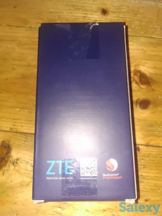 Смартфоны и телефоны, фотография 3