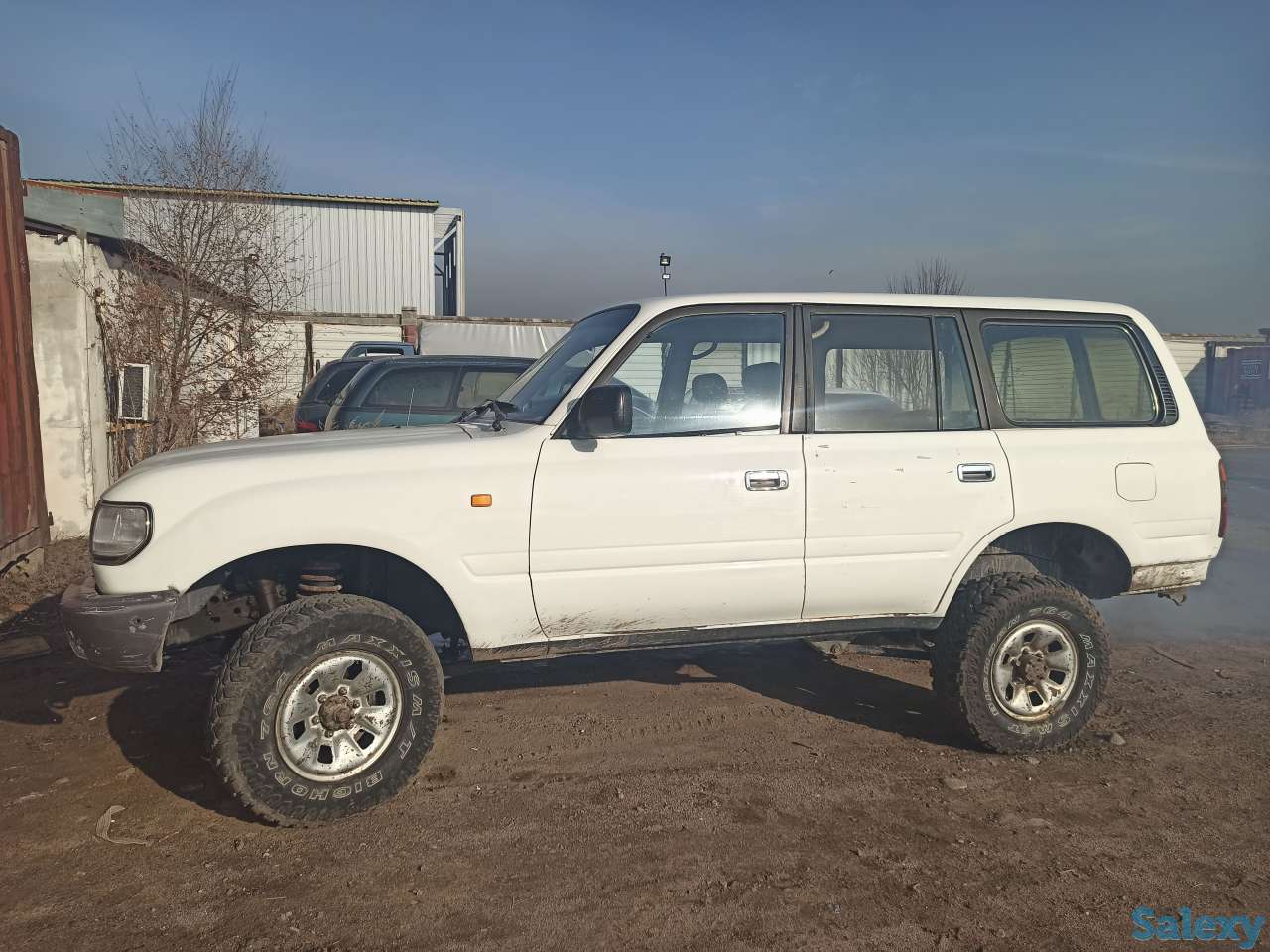 Продам Toyota Land Cruiser 80 Машина находится в районе первомайки Обмен варианты на спецтехнику, стройматериалы и т. Д, фотография 3