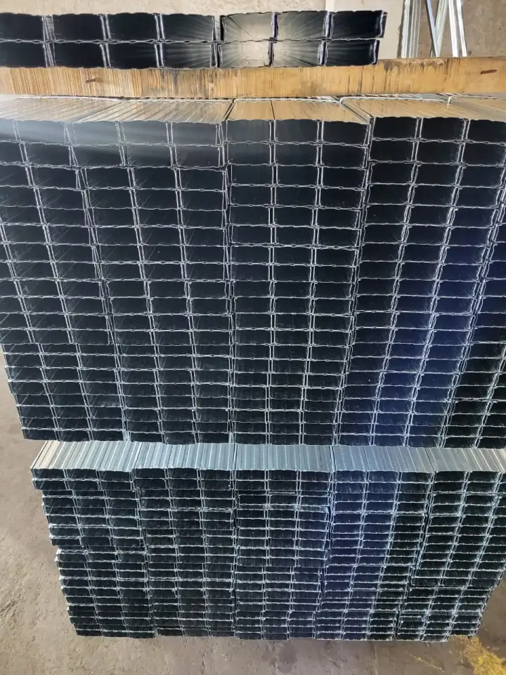 Профиль потолочный, фотография 3